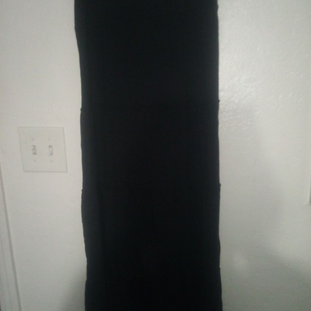 Black skirt with pleats
